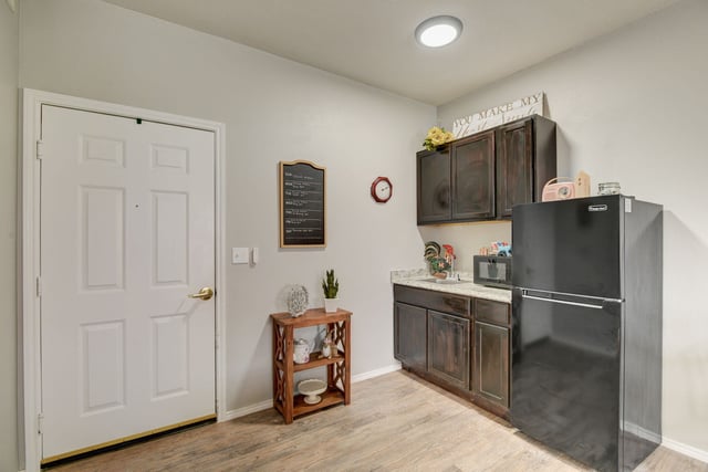 10_web_or_mls_Solon_Rd_010