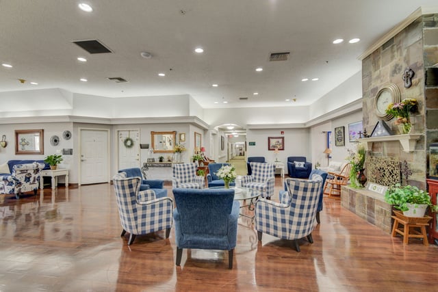 25_web_or_mls_Solon_Rd_025