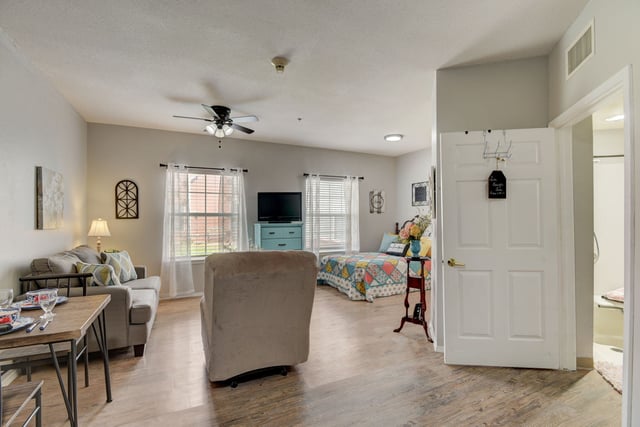 4_web_or_mls_Solon_Rd_004
