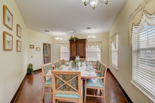 6_web_or_mls_Solon_Rd_006